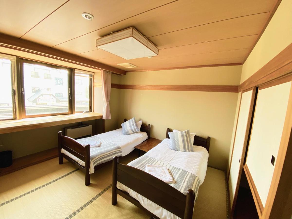 Red Fox Lodge Myoko Exterior photo