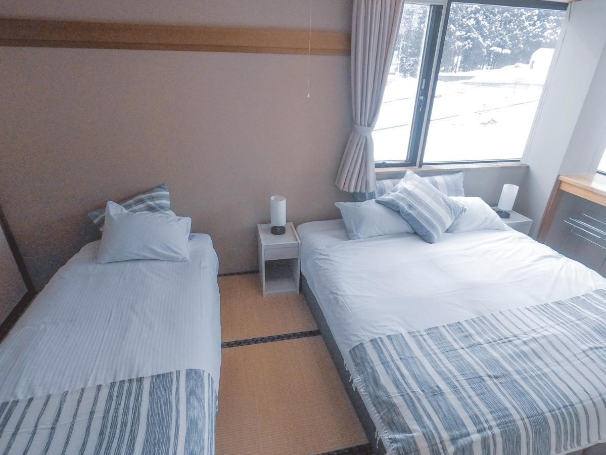 Red Fox Lodge Myoko Exterior photo